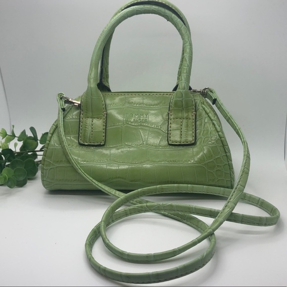 Tommy Hilfiger mini crocodile embossed green purse/Crossbody - Picture 3 of 6